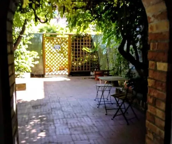 1749 Venicemar Venedig